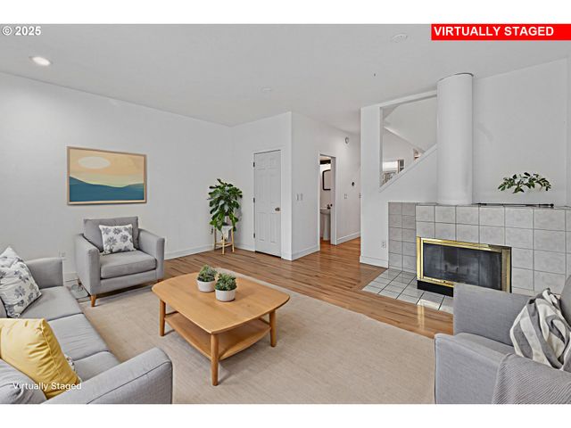 6624 S Virginia Ave, Portland, OR 97239