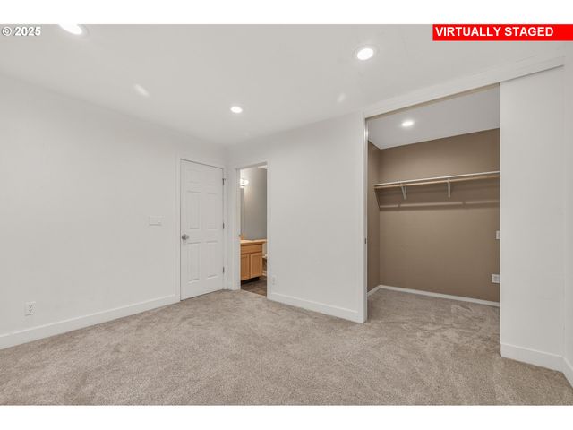 6624 S Virginia Ave, Portland, OR 97239