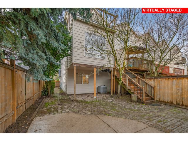 6624 S Virginia Ave, Portland, OR 97239