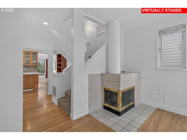 6624 S Virginia Ave, Portland, OR 97239