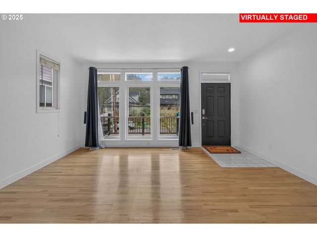 6624 S Virginia Ave, Portland, OR 97239