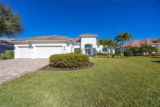 1780 Supreme CT, Naples, FL 34110