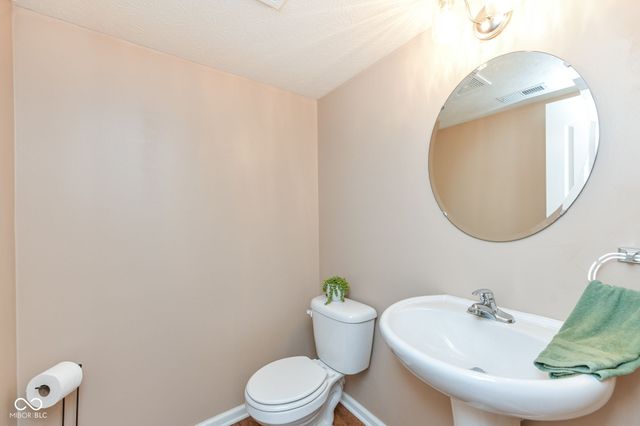 10573 Cobton Circle, Noblesville, IN 46060
