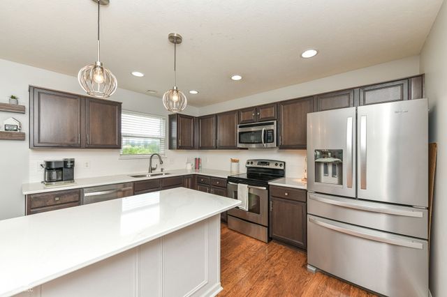 10573 Cobton Circle, Noblesville, IN 46060