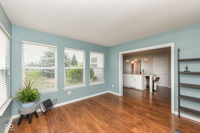 10573 Cobton Circle, Noblesville, IN 46060