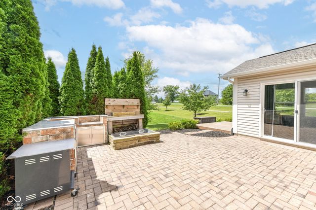 10573 Cobton Circle, Noblesville, IN 46060