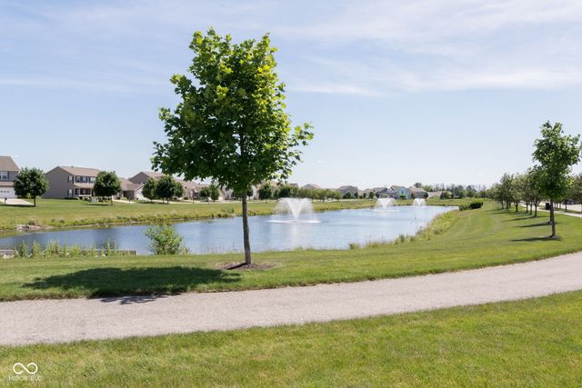 10573 Cobton Circle, Noblesville, IN 46060