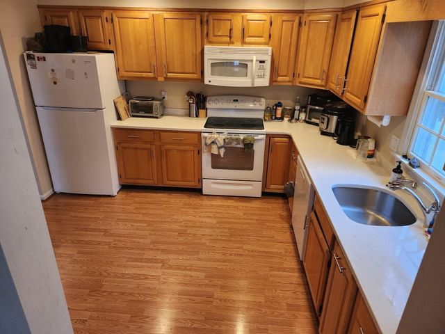 801 Manor Terrace 801, Lexington, MA 02420