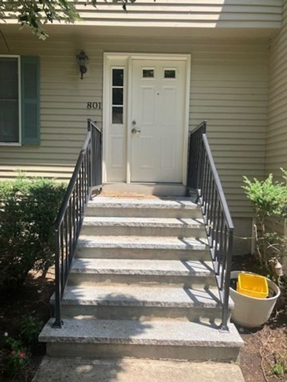 801 Manor Terrace 801, Lexington, MA 02420