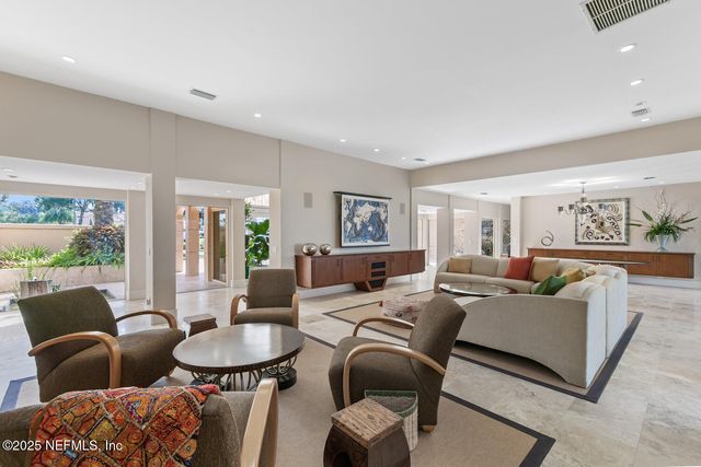 149 TWELVE OAKS Lane, Ponte Vedra Beach, FL 32082