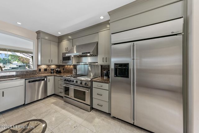 149 TWELVE OAKS Lane, Ponte Vedra Beach, FL 32082