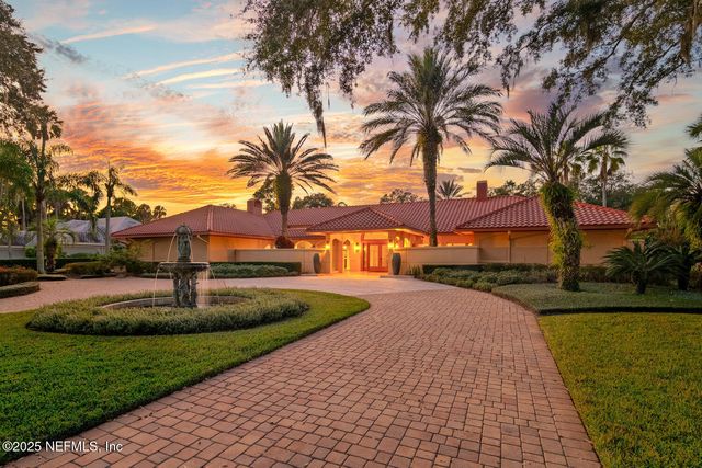 149 TWELVE OAKS Lane, Ponte Vedra Beach, FL 32082