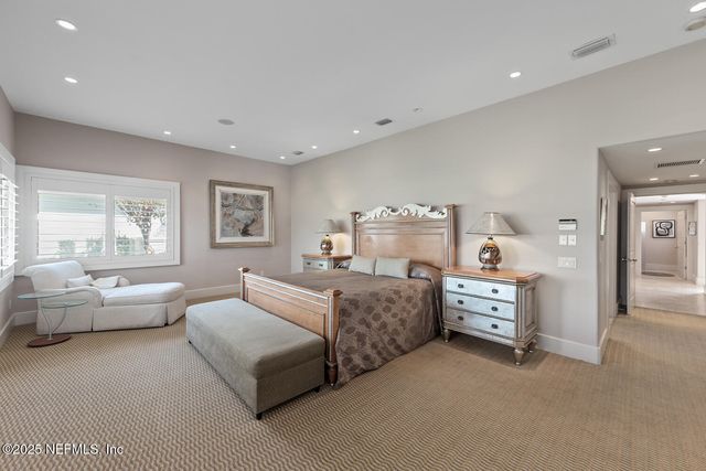 149 TWELVE OAKS Lane, Ponte Vedra Beach, FL 32082