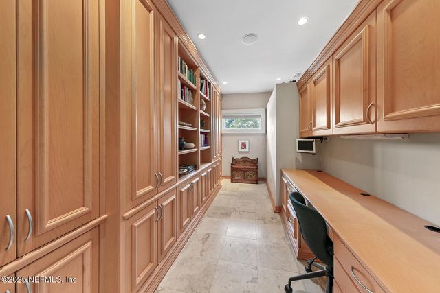 149 TWELVE OAKS Lane, Ponte Vedra Beach, FL 32082