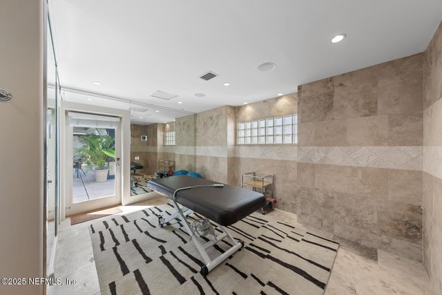 149 TWELVE OAKS Lane, Ponte Vedra Beach, FL 32082