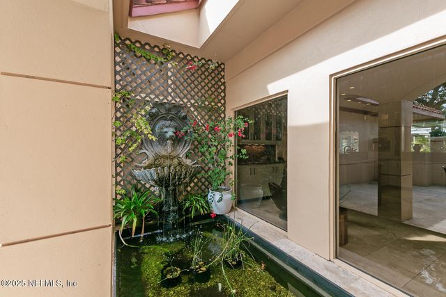 149 TWELVE OAKS Lane, Ponte Vedra Beach, FL 32082