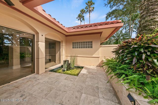 149 TWELVE OAKS Lane, Ponte Vedra Beach, FL 32082