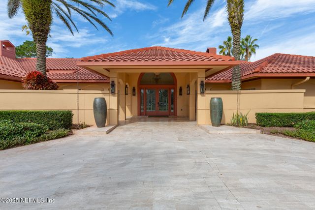 149 TWELVE OAKS Lane, Ponte Vedra Beach, FL 32082