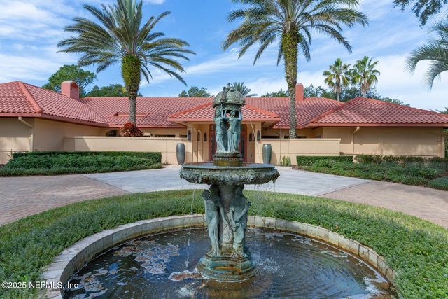 149 TWELVE OAKS Lane, Ponte Vedra Beach, FL 32082