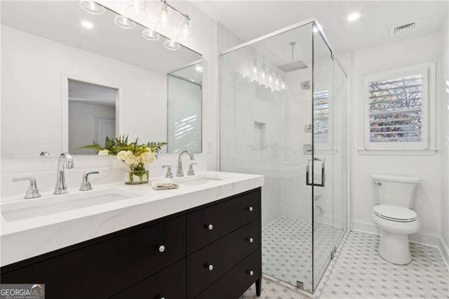 420 Hackberry Court, Roswell, GA 30076