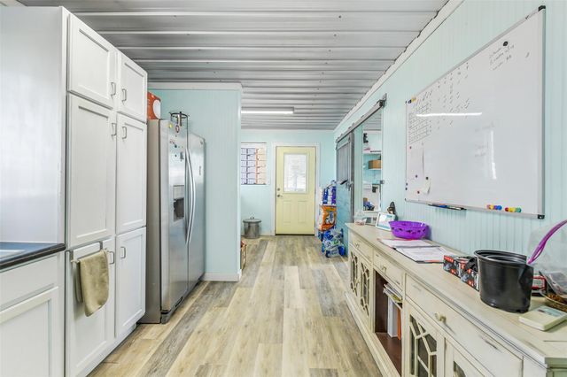 511 W Main Street, Weimar, TX 78962