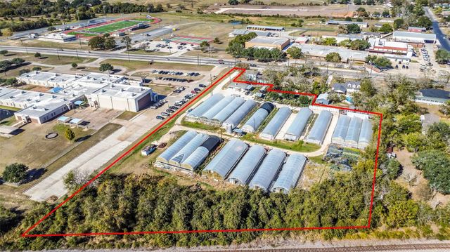 511 W Main Street, Weimar, TX 78962