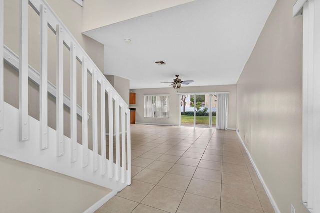 662 Perdido Heights Drive, West Palm Beach, FL 33413