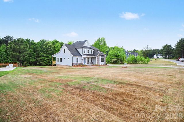 1041 Sage Pine Circle 57, Clover, SC 29710
