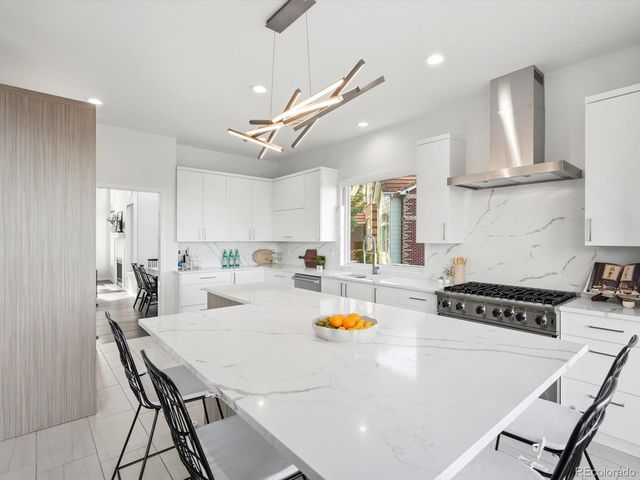 7844 W Oxford Circle, Denver, CO 80235