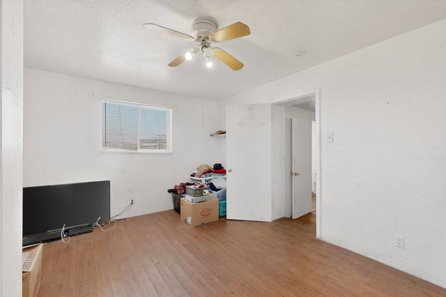 607 & 609 N 6th Street, Belen, NM 87002