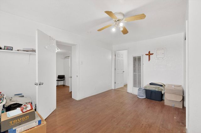 607 & 609 N 6th Street, Belen, NM 87002