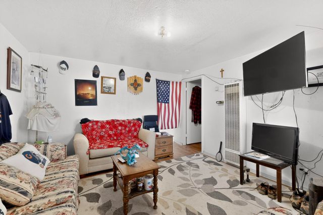 607 & 609 N 6th Street, Belen, NM 87002