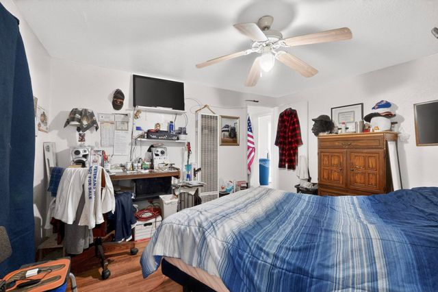 607 & 609 N 6th Street, Belen, NM 87002