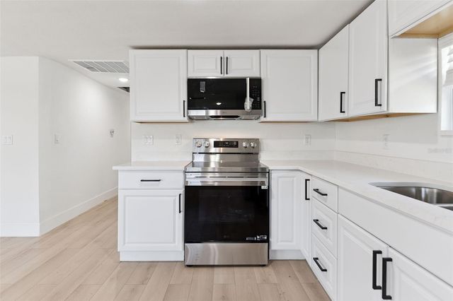 232 NOXON STREET, Auburndale, FL 33823