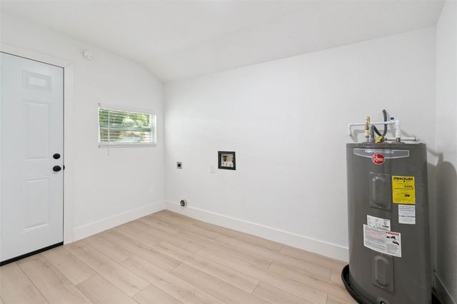 232 NOXON STREET, Auburndale, FL 33823