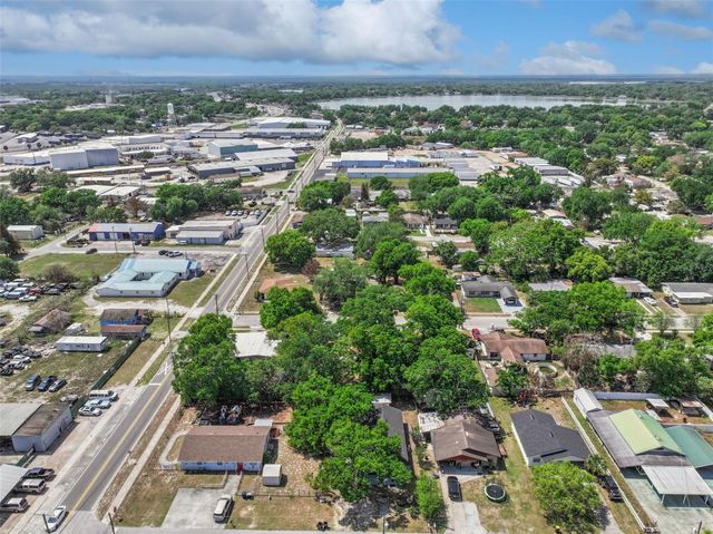 232 NOXON STREET, Auburndale, FL 33823