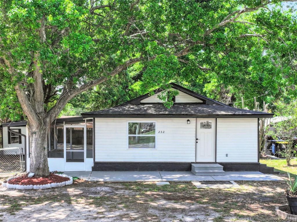 232 NOXON STREET, Auburndale, FL 33823
