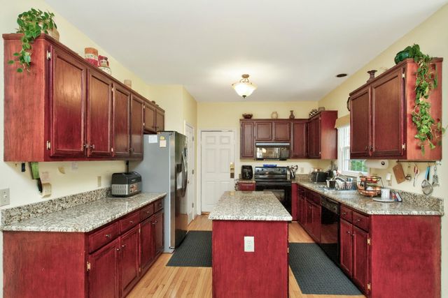 1544 Eller Dr, Nashville, TN 37221