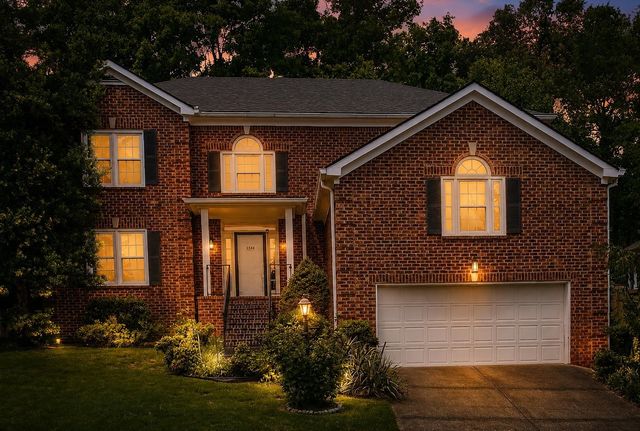 1544 Eller Dr, Nashville, TN 37221
