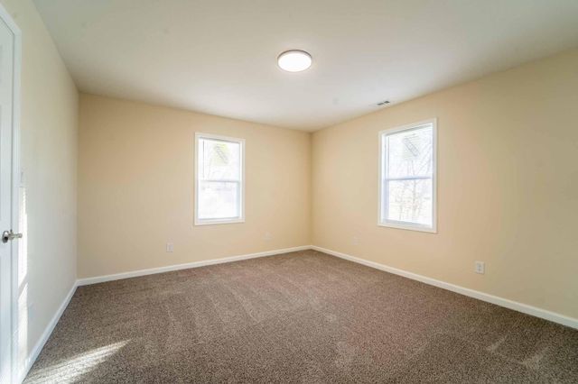 118 N Locust Street, Buffalo, MO 65622