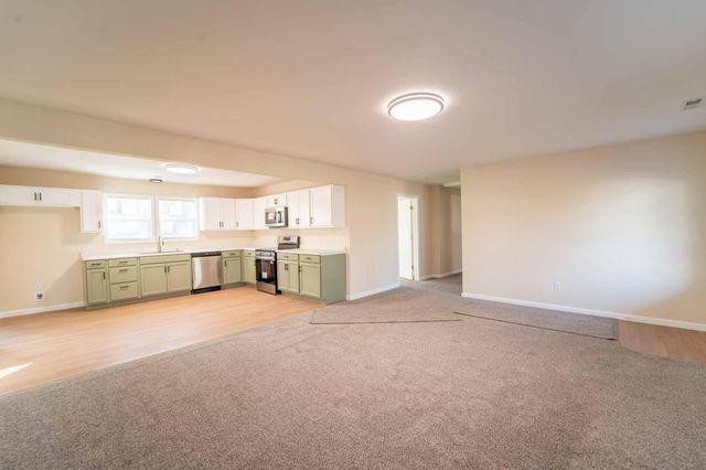 118 N Locust Street, Buffalo, MO 65622