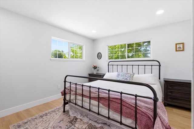 26434 Fairgate, Newhall, CA 91321