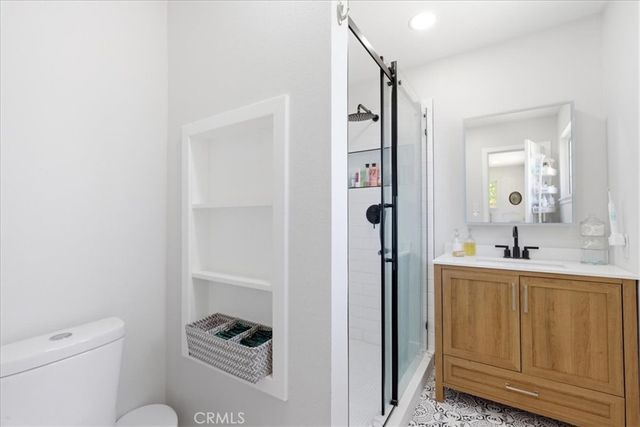 26434 Fairgate, Newhall, CA 91321