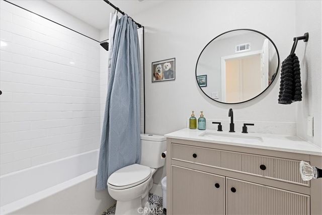 26434 Fairgate, Newhall, CA 91321
