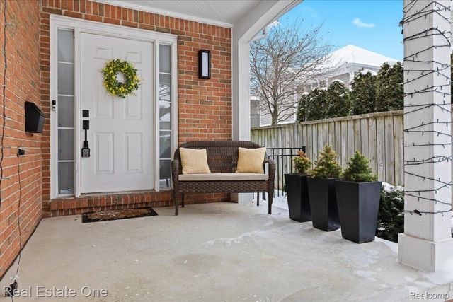 2053 Catalpa Drive, Berkley, MI 48072