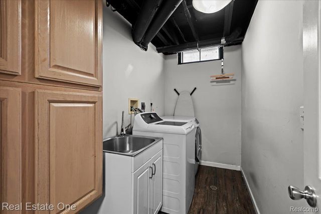 2053 Catalpa Drive, Berkley, MI 48072