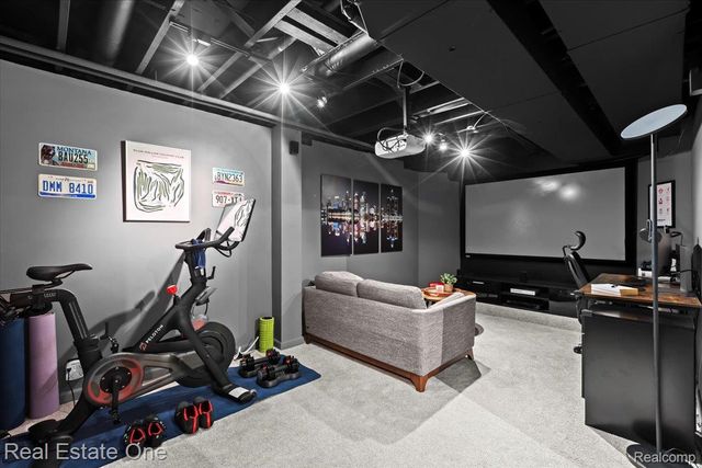 2053 Catalpa Drive, Berkley, MI 48072