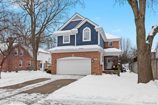 2053 Catalpa Drive, Berkley, MI 48072
