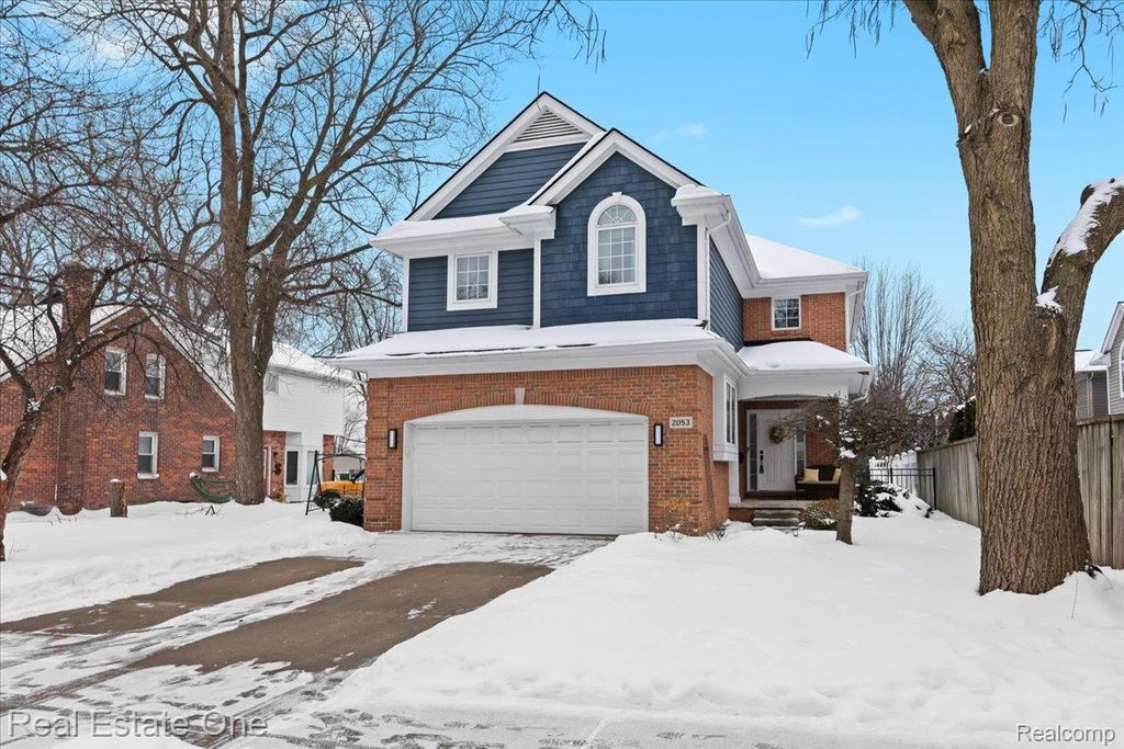 2053 Catalpa Drive, Berkley, MI 48072