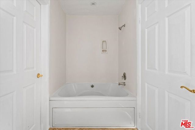 13075 Pacific 217, Los Angeles, CA 90094